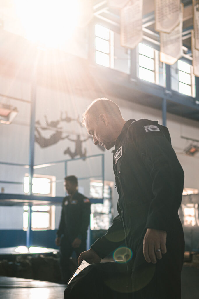 Polaris Dawn crew complete AM490 skydiving course at U.S. Air Force