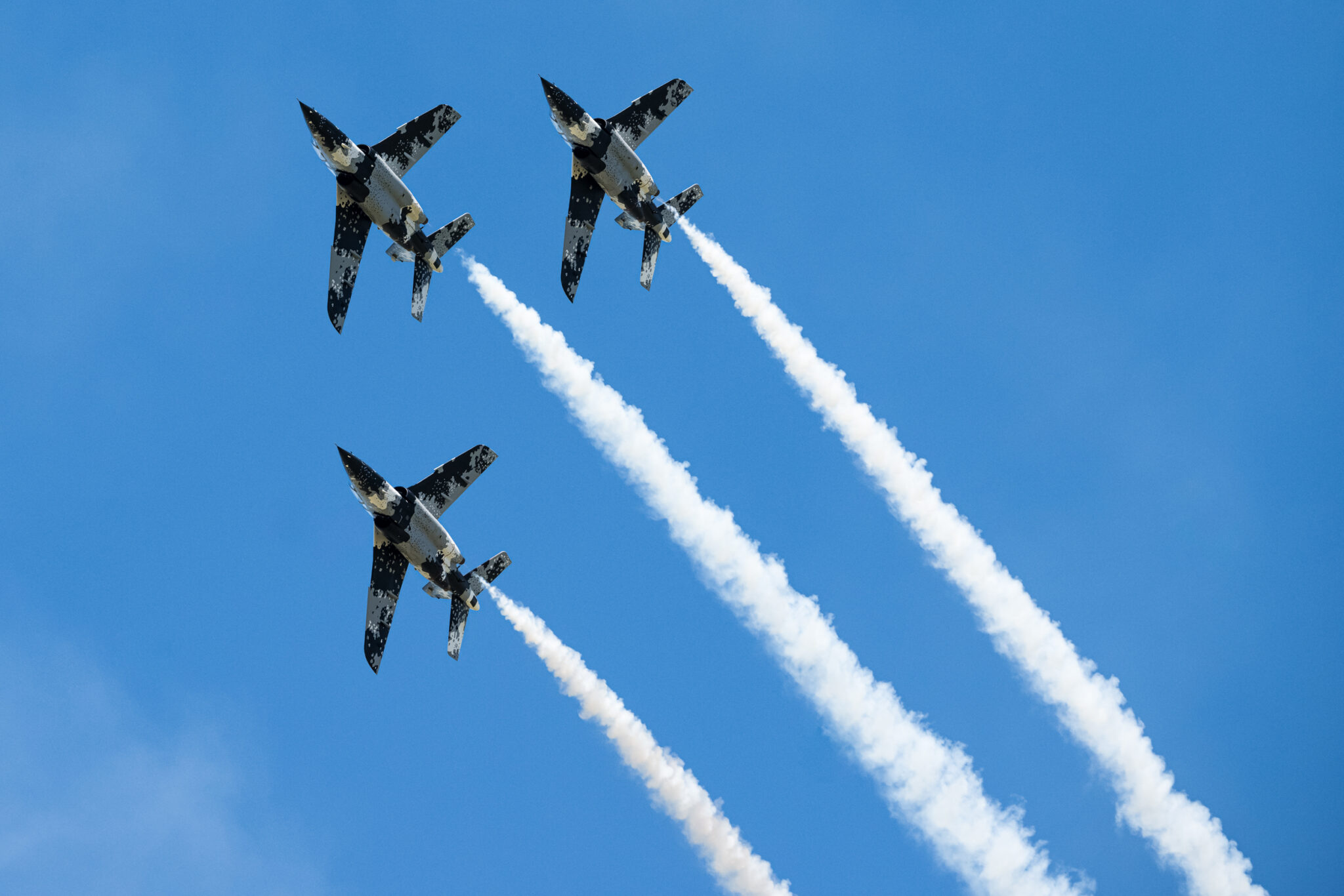 Polaris Ghost Squadron performs at SUN 'n FUN to kick off 2024 air show ...